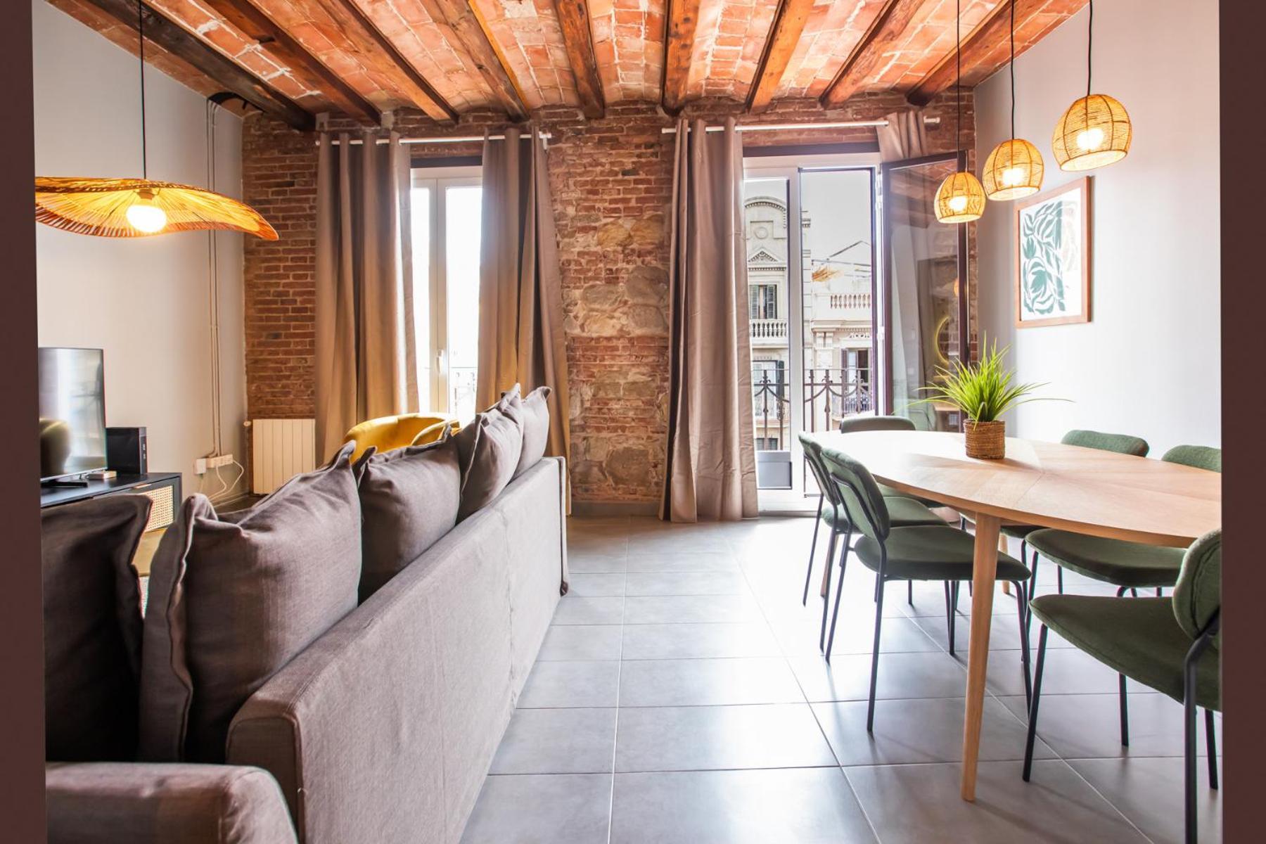 43mal1000-nice&bright 2br Flat Next To Sagrada Familia * Barcelona